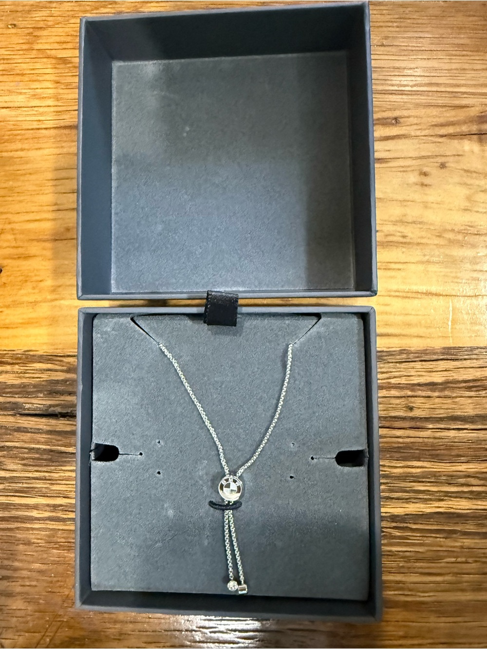 BMW Logo Adjustable Round Charm Pendant Necklace Box Chain Silver/Black